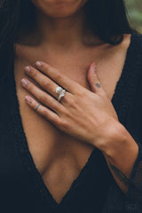 Venus pearl ring ~ (polished silver)