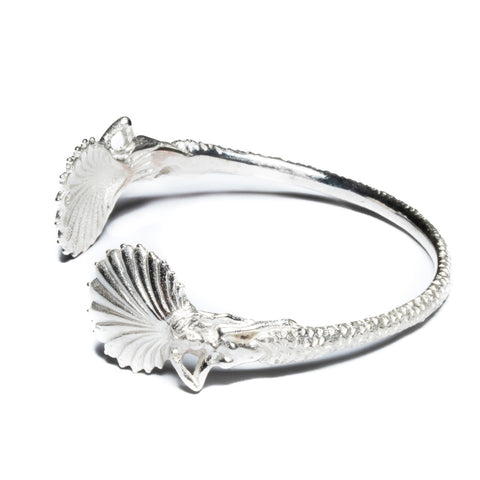 Angitia Shell Cuff Bangle (Polished Silver)