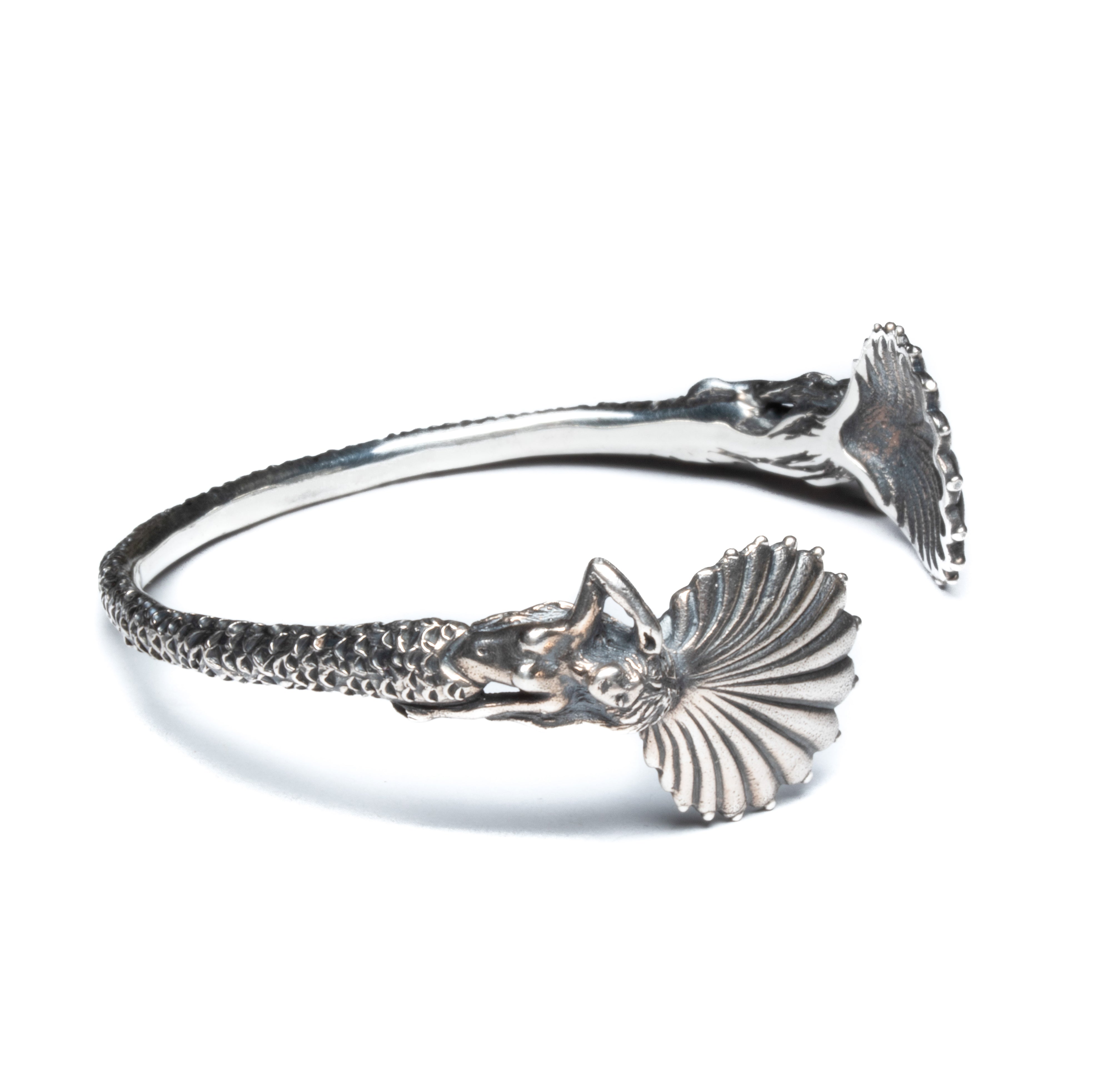 Angitia Shell Cuff Bangle (Blackened Silver)