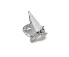 Large sharks tooth ring ~ (polished silver)