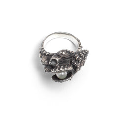 Anthemusa ring ~ (blackened silver)
