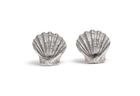 Clam shell earrings ~ (polished silver)