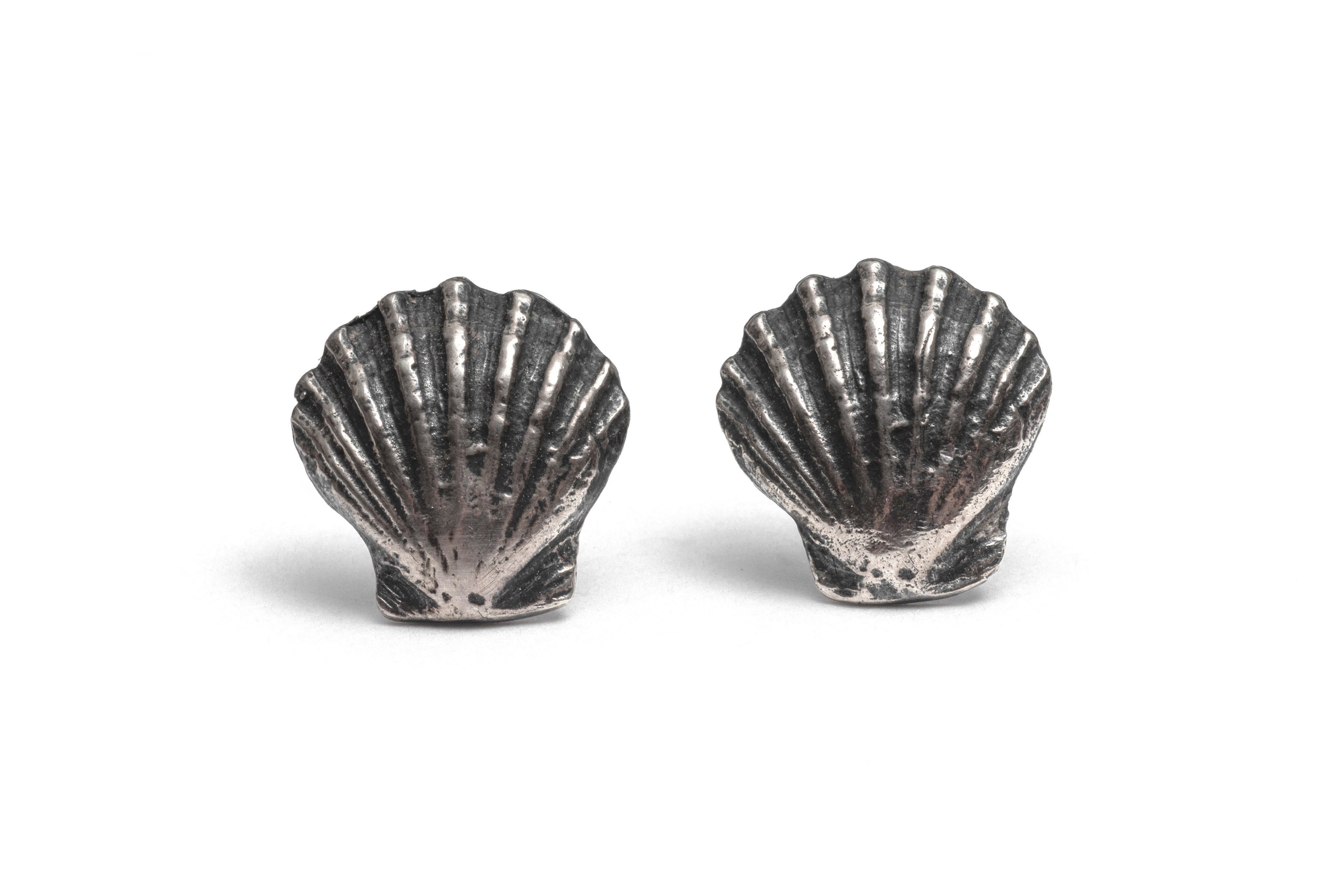 Clam shell earrings ~ (blackened silver)